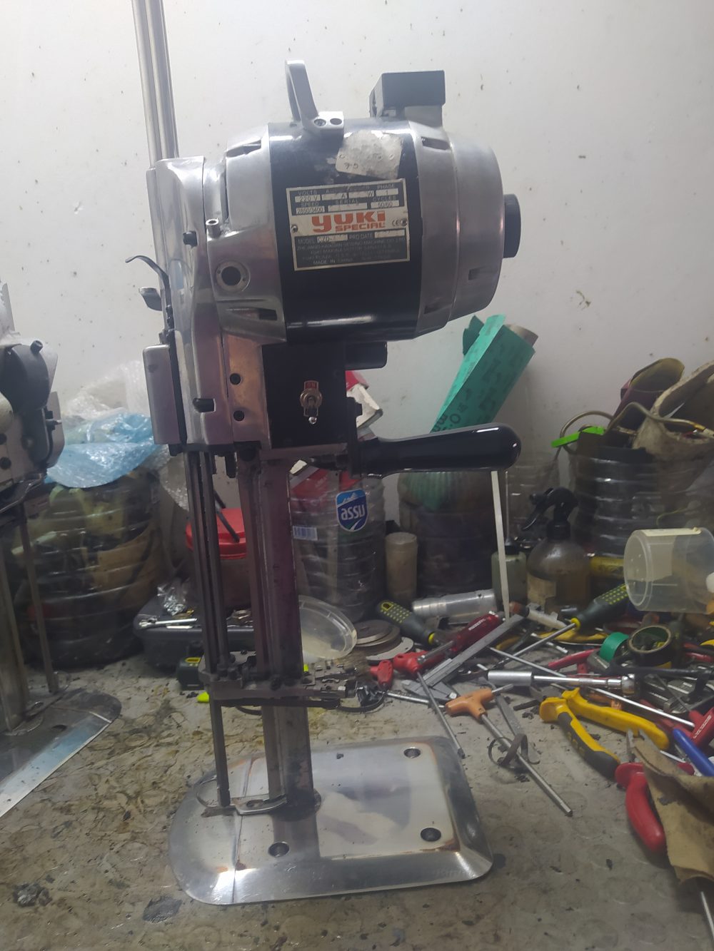 12 inç YUKİ Kumaş Kesim Motoru Satılık